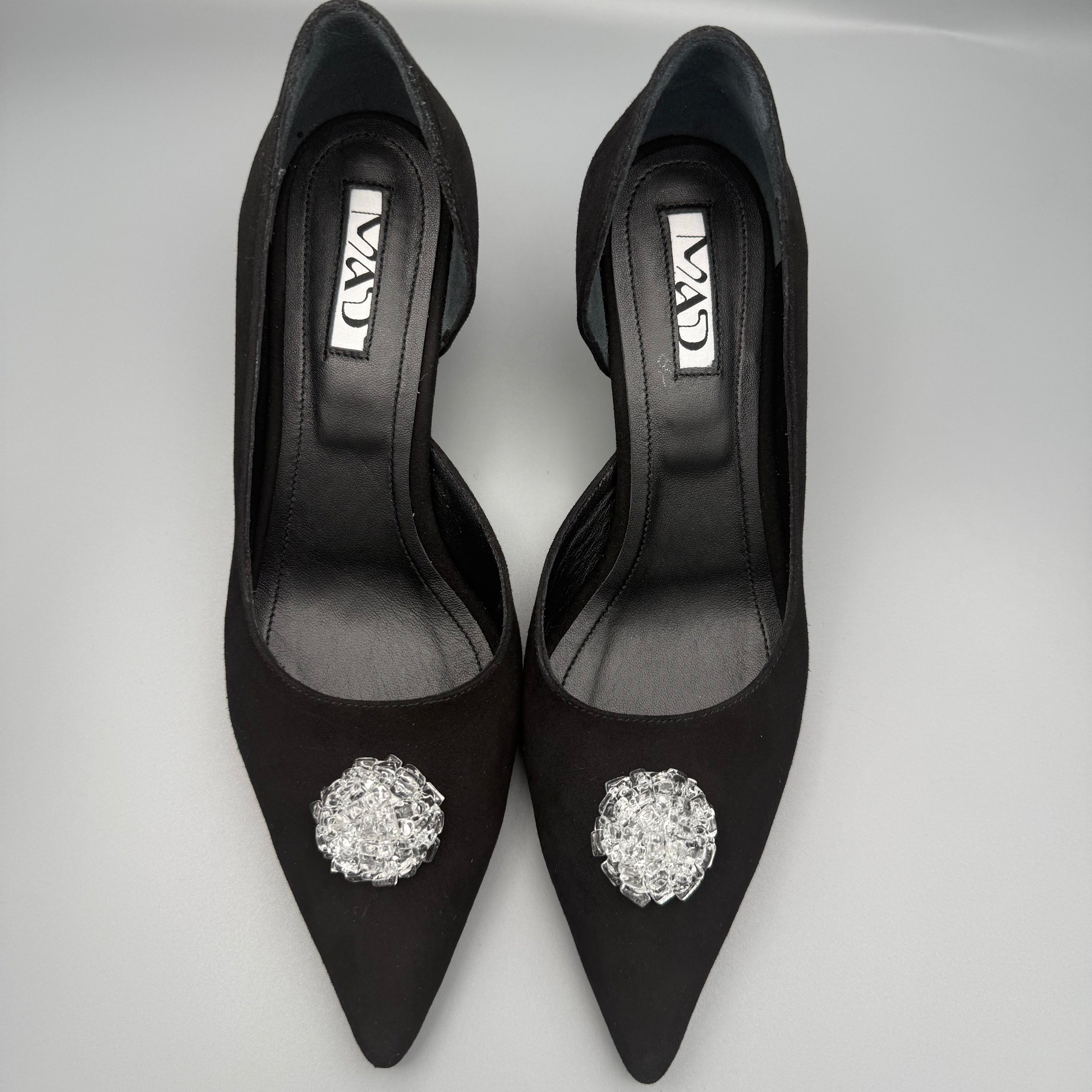 MAD about Diamond Mini 5 Pointed Toe Suede Leather in Black Color