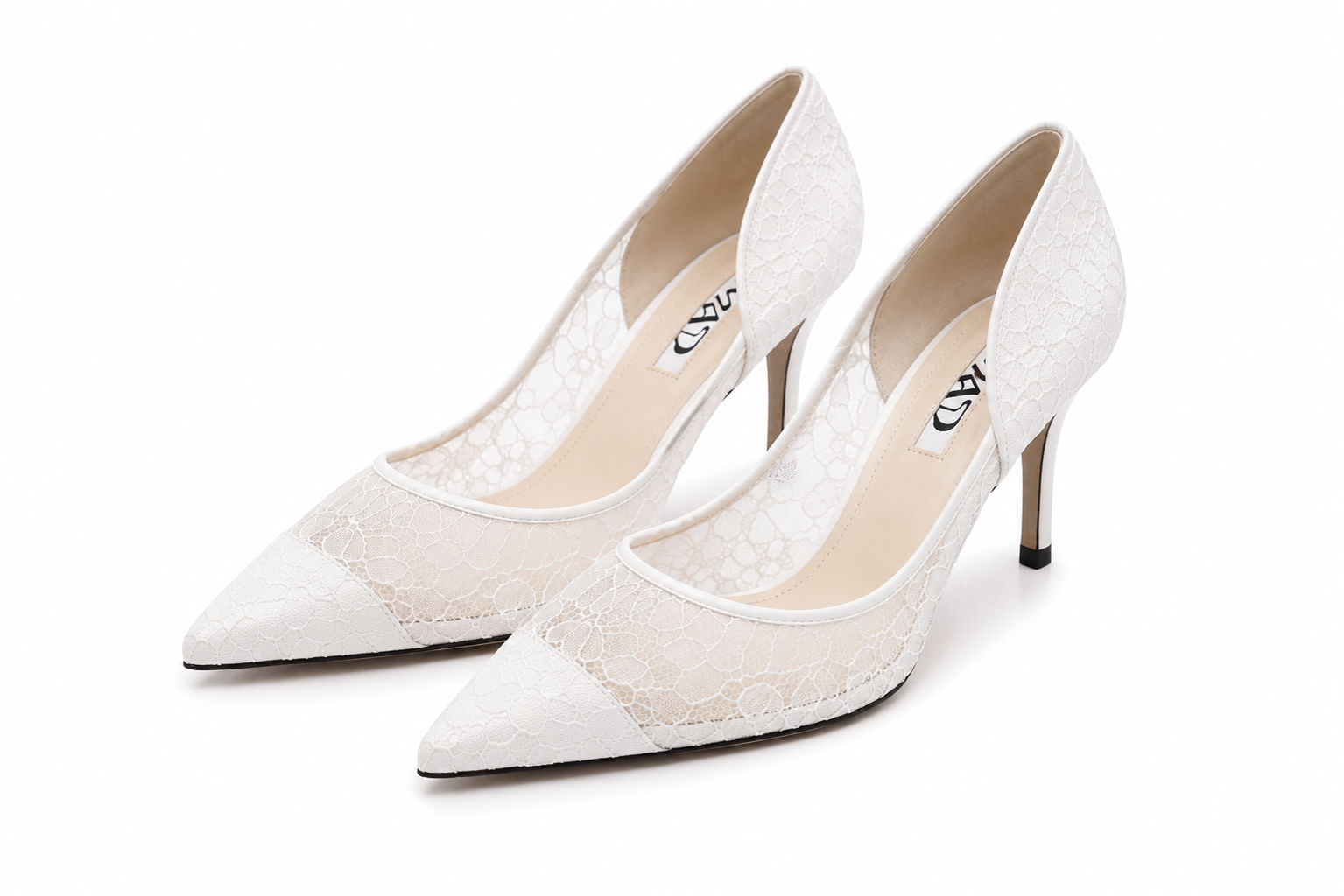 Bridal stiletto in lace