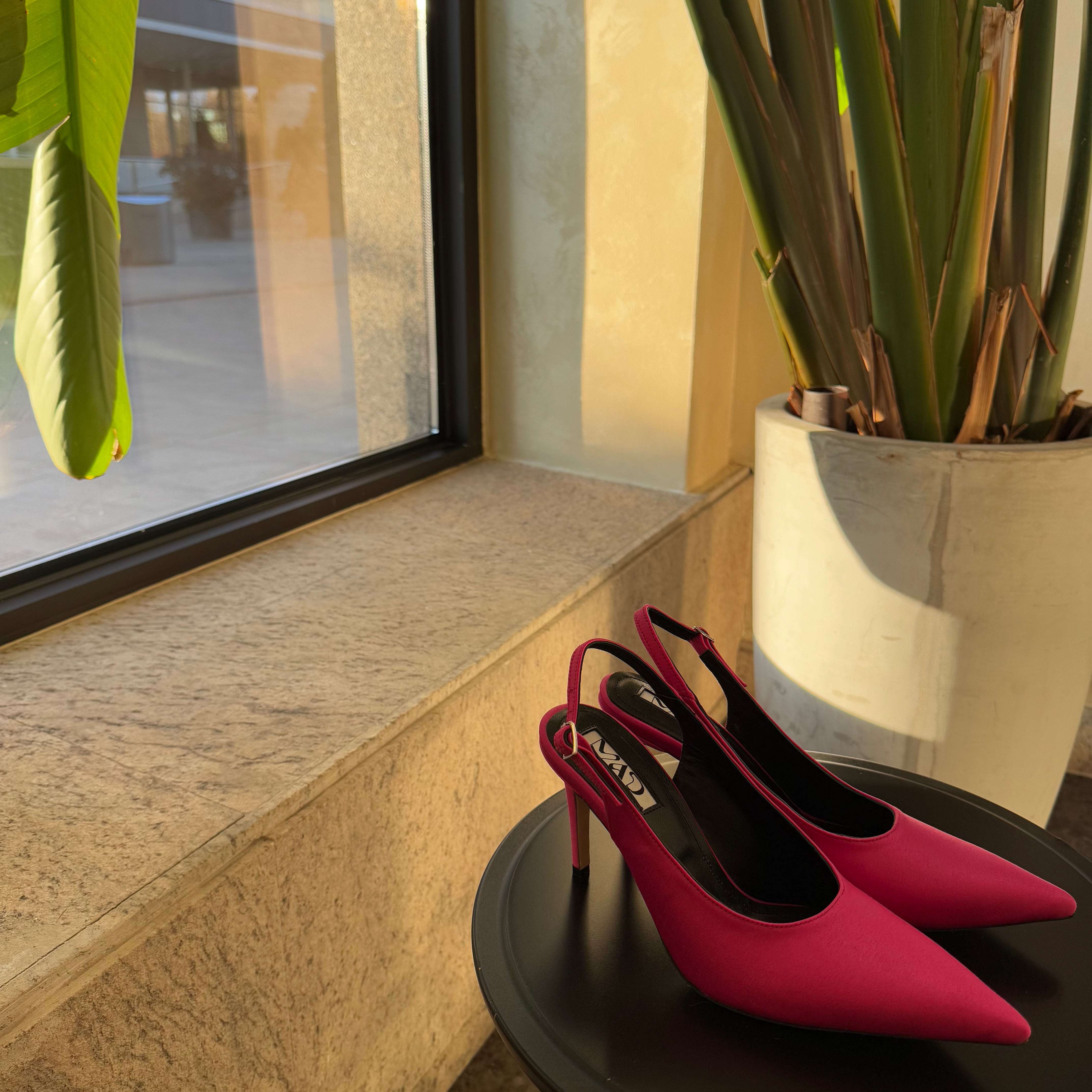 YOKO_Slingback_Fuchsia_Satin_side