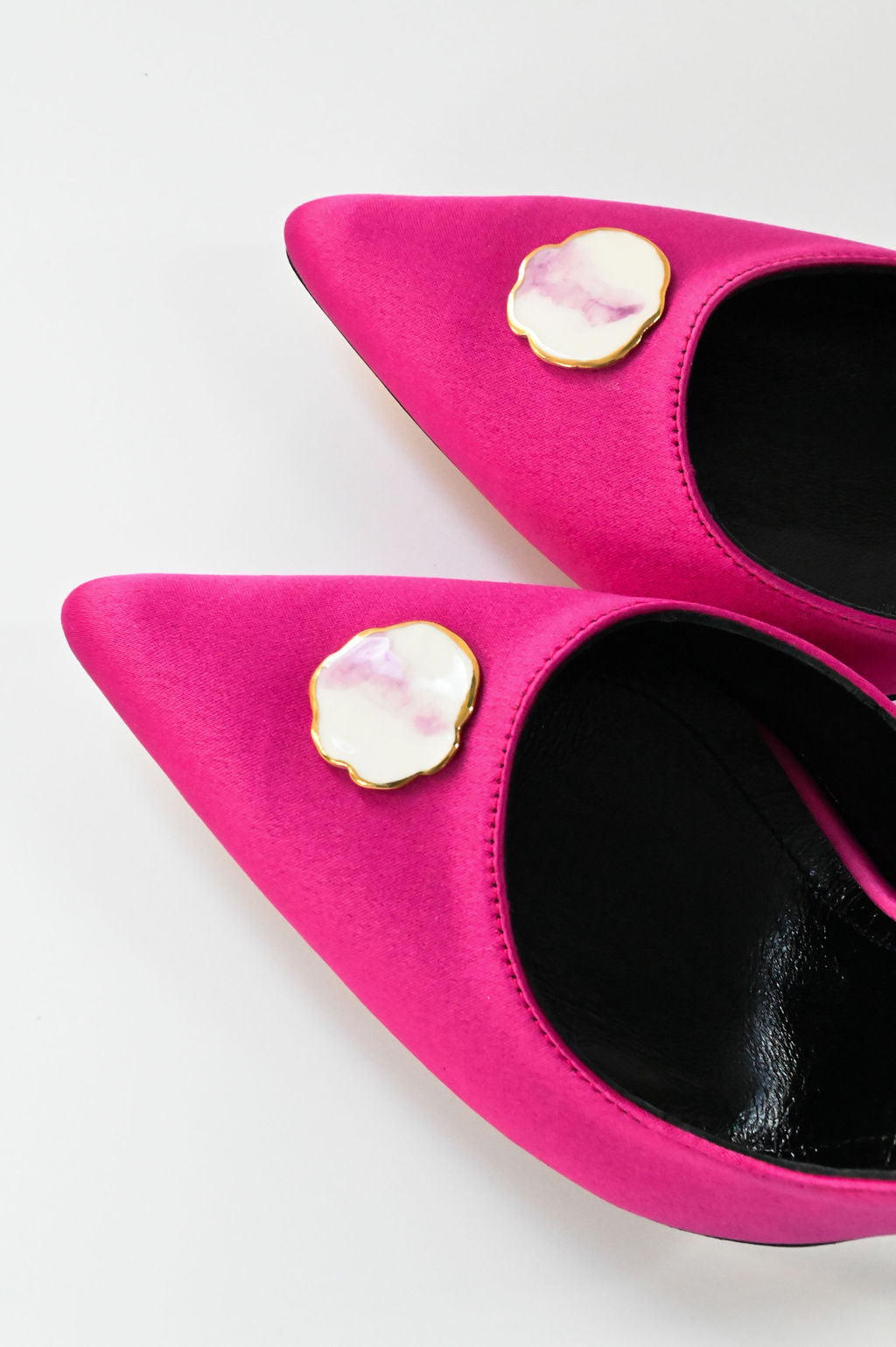 fuchsia satin stilettos 10 cm with round porcelain accessory detail