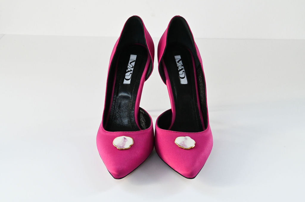 fuchsia satin stilettos 10 cm with round porcelain accessory front