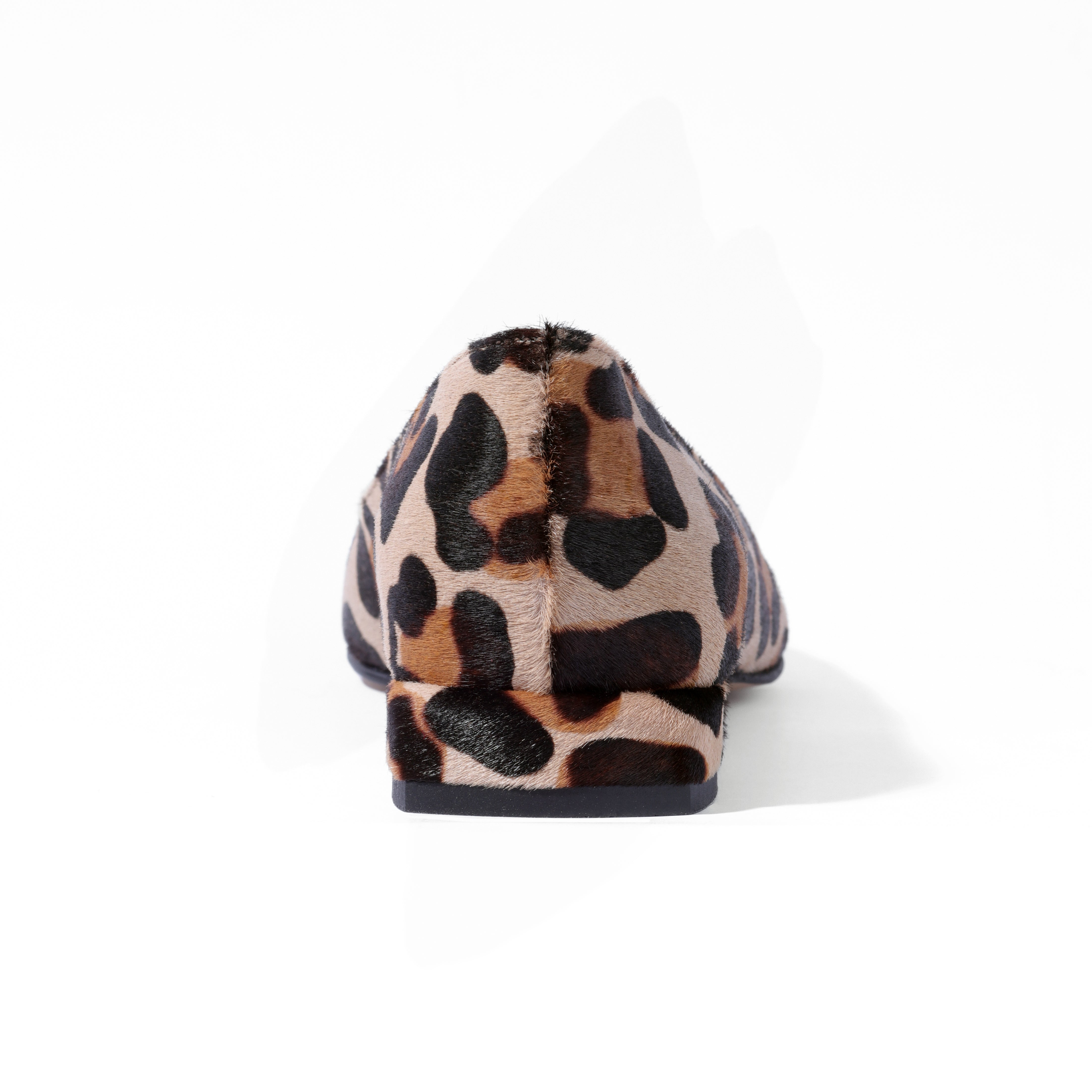 Ballerina flats in animal print