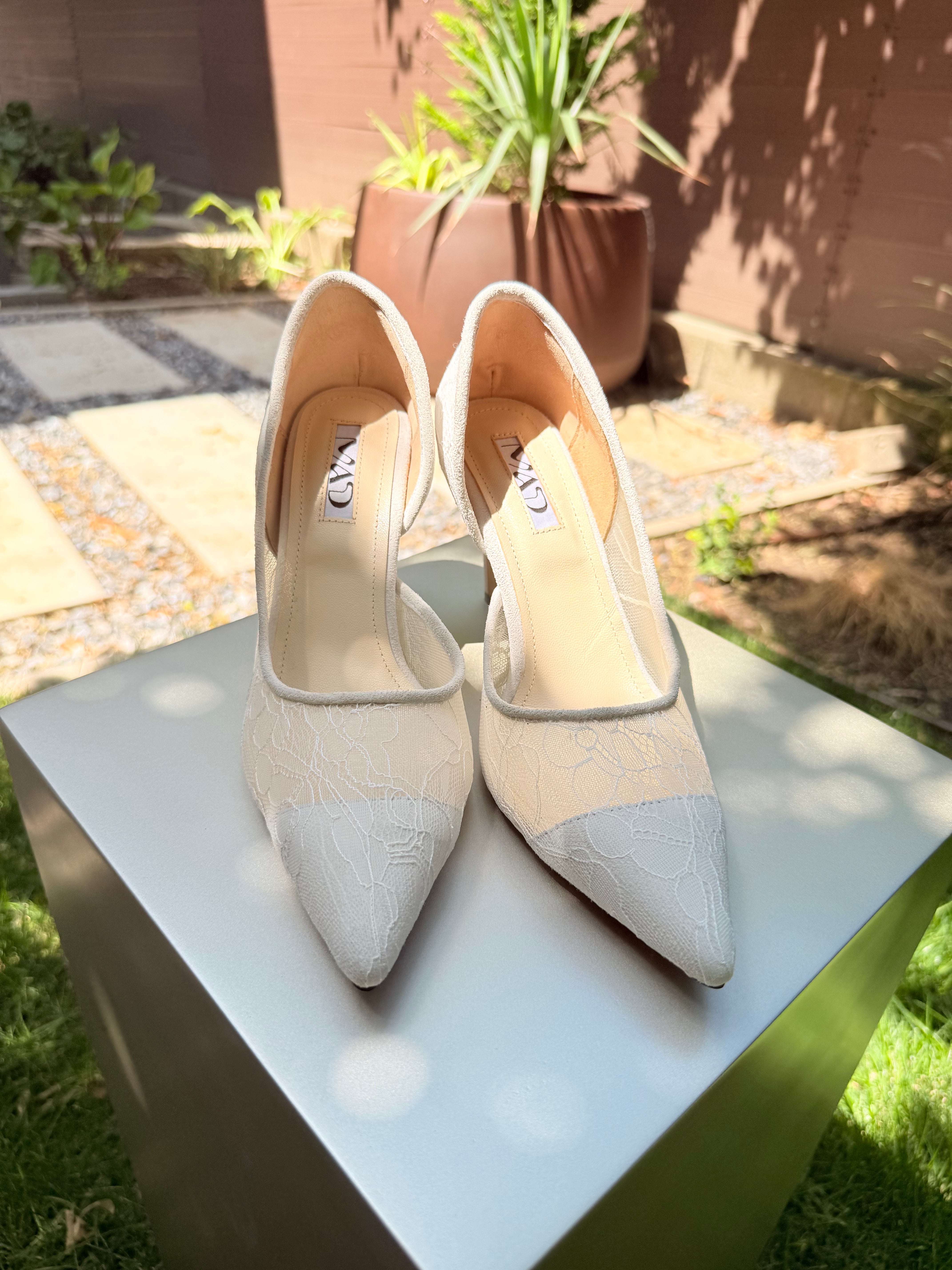 Mad about Lace in Bridal Ivory