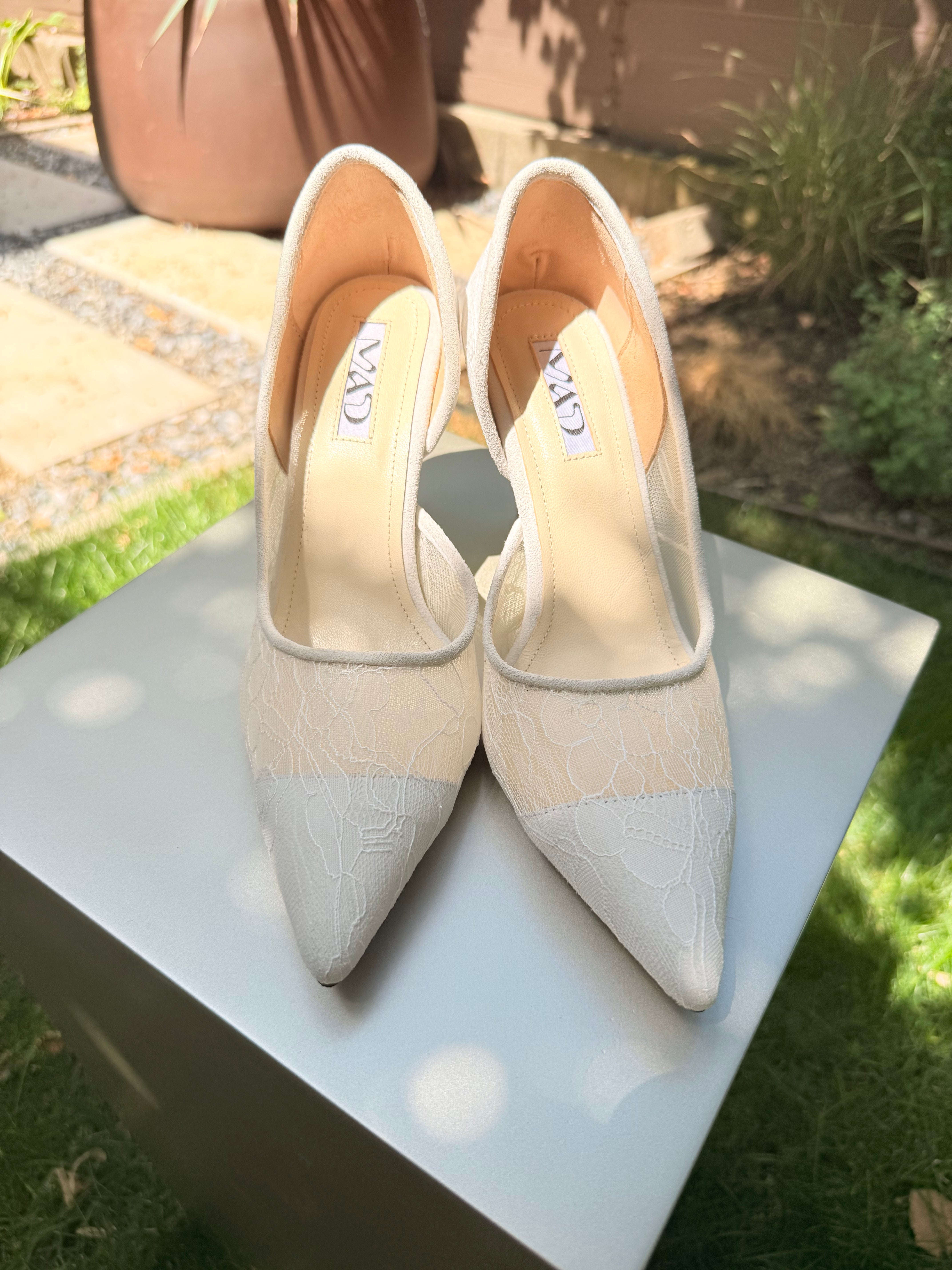 Mad about Lace in Bridal Ivory