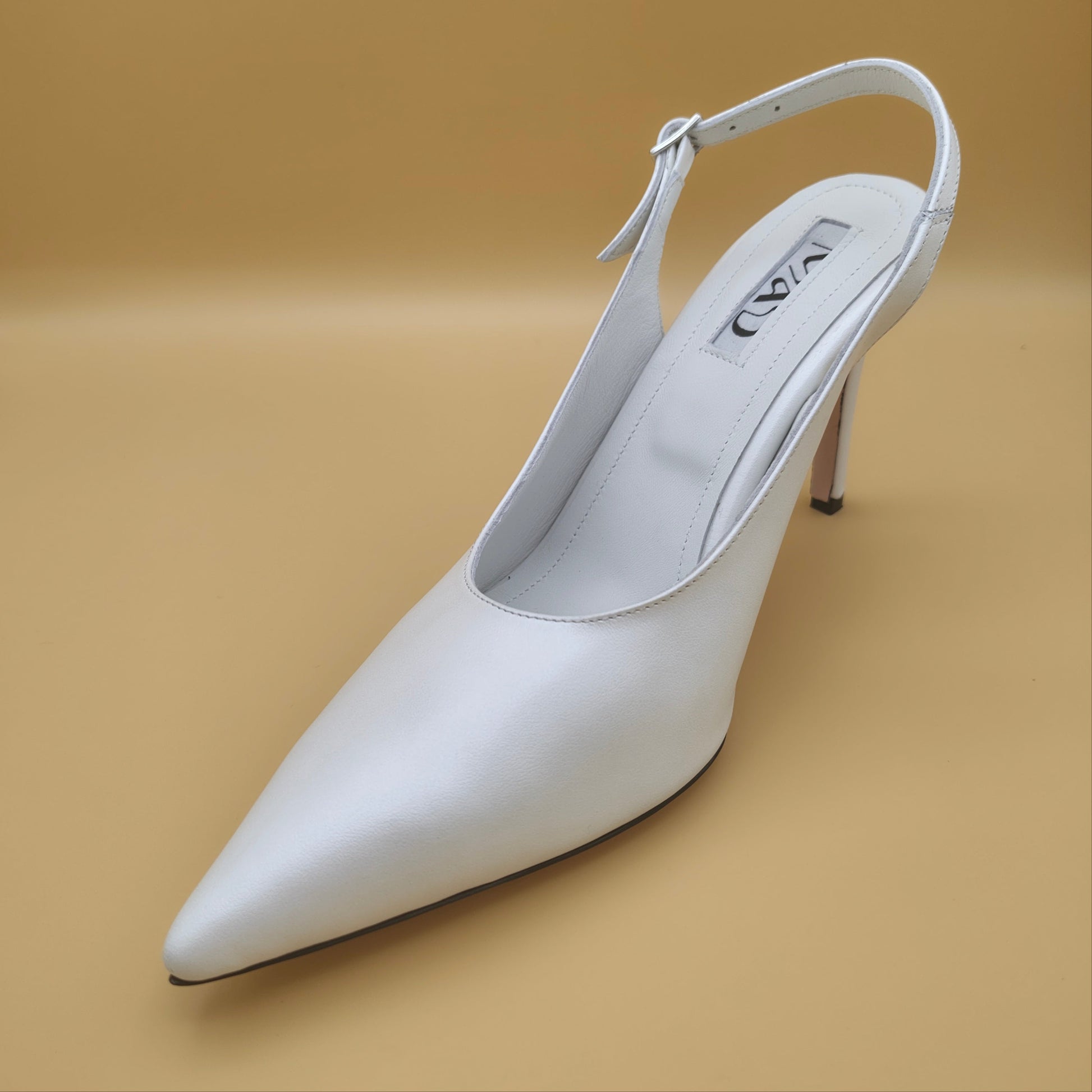 YOKO Slingback White Leather Single Profile